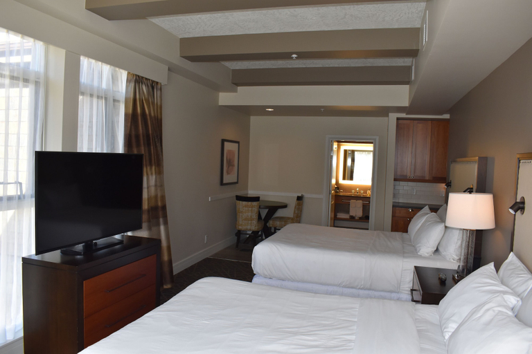 Bedroom 3, Fairways Hotel on the Mountain, Capital