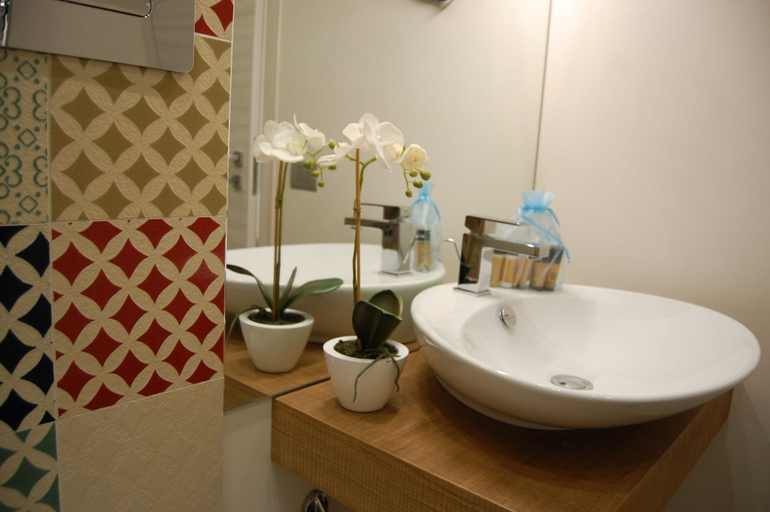 Bathroom 5, I Segreti della Valle, Agrigento