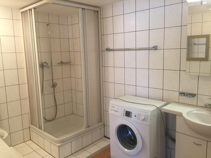 Bathroom 3, Hostel Airport Oberglatt, Dielsdorf
