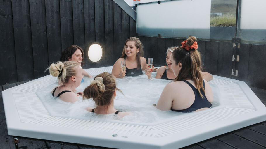 Sport & Beauty 3, Hilton Garden Inn Faroe Islands, Tórshavn