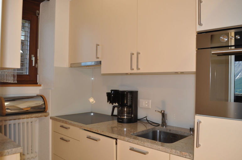 Private kitchen, Alpenglück 43, Raron