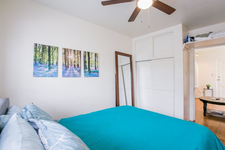 Bedroom 3, Orange Tree Cottages Downtown, San Diego