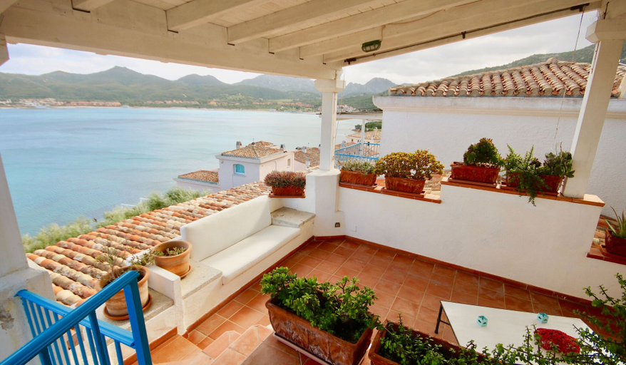 Terrace/patio 3, Casa Azzurra, Olbia-Tempio