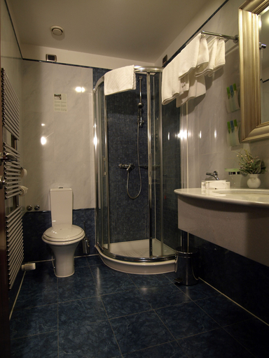 Bathroom 5, Best Western Premier Hotel Astoria, Zagreb
