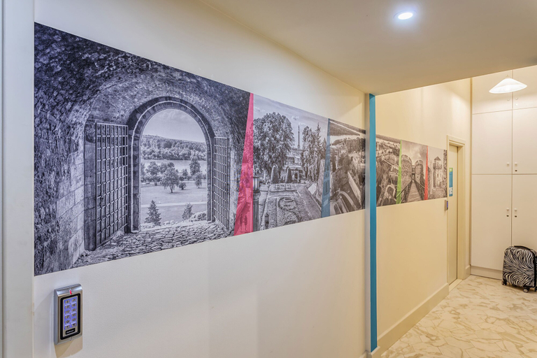 Others 5, Booking BnB, Belgrade