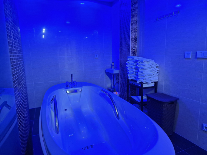 Bathroom 5, Spa hotel IRIS, Karlovy Vary