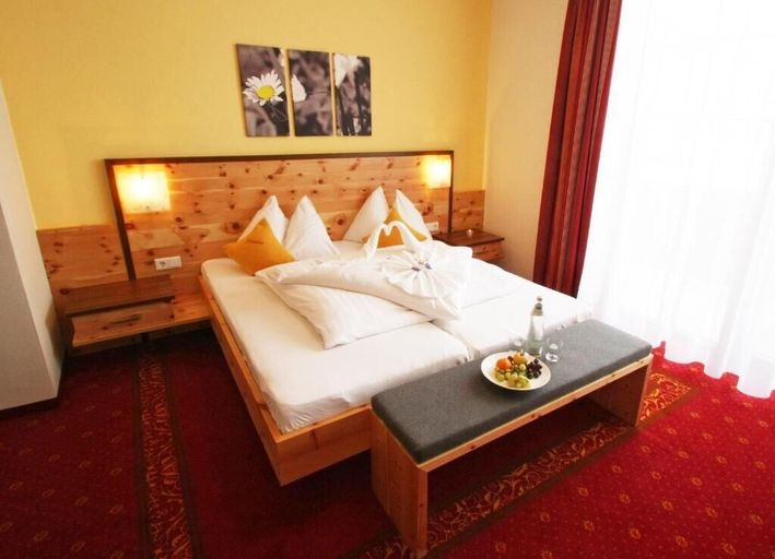 Bedroom 4, Hotel Erlebniswelt Stocker, Liezen