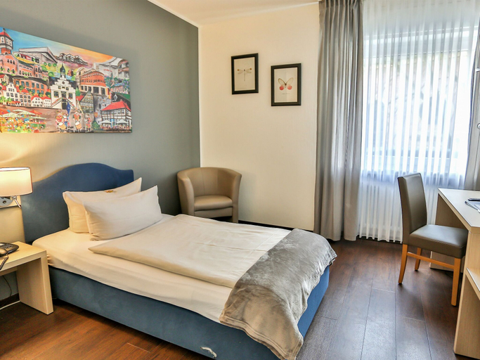 Bedroom 4, Hotel Kolpinghaus Lingen, Emsland
