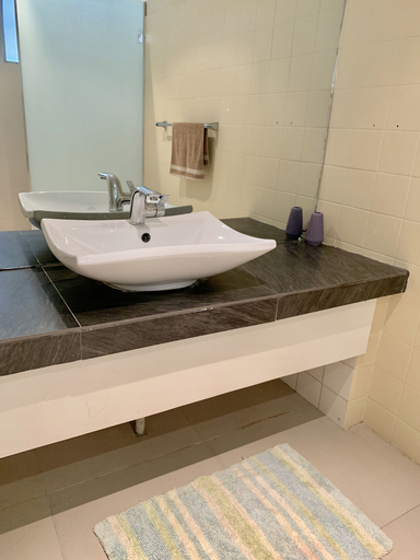 Bathroom 4, Kidsfirst Apartment 3, Rewa