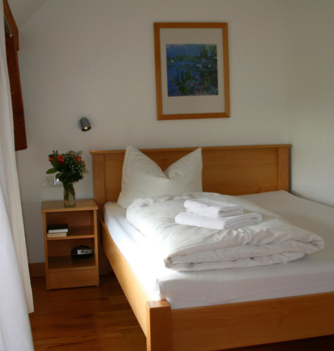 Bedroom 2, Biohotel Stiftsgut Wilhelmsglücksbrunn, Wartburgkreis