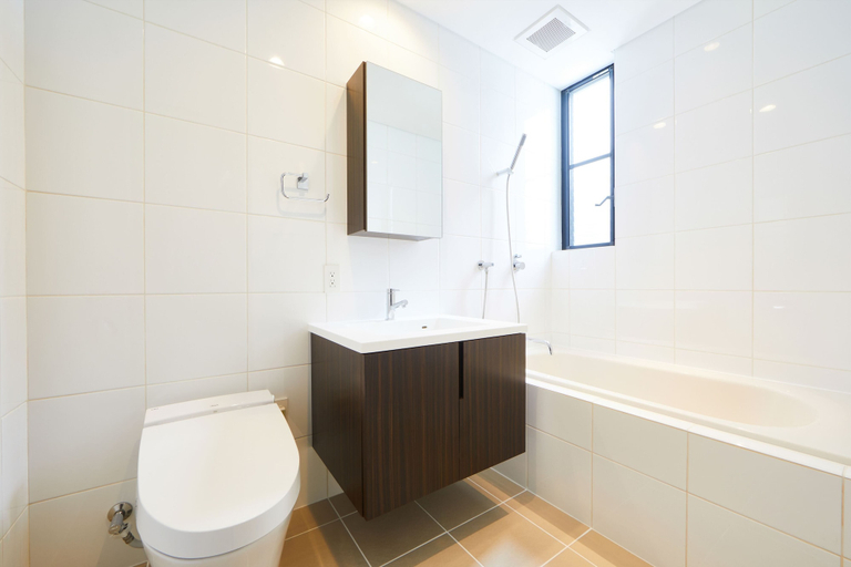 Bathroom 4, E-horizon Resort Premium sesokoE, Motobu