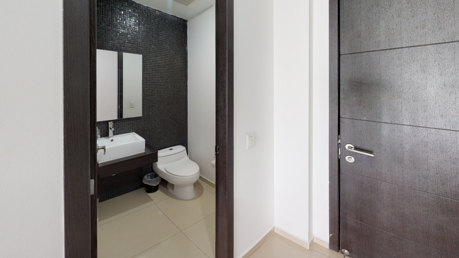 Bathroom 2, Modern and Centric Apartment Chapultepec 12A, Guadalajara