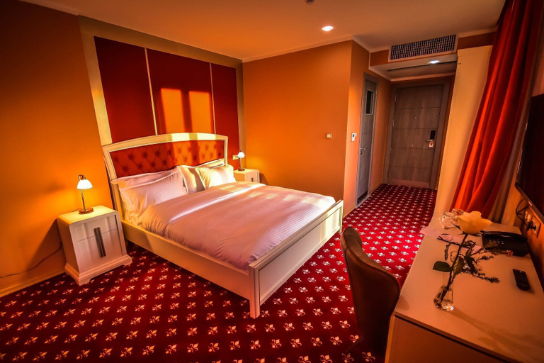 Bedroom 3, Hotel Plaza Oran, Oran
