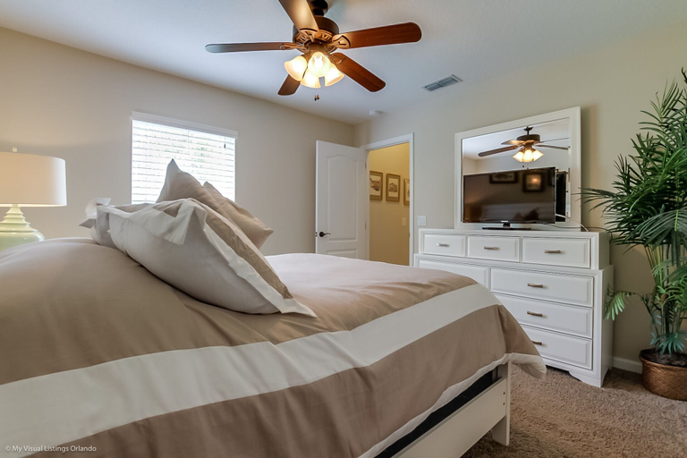 Bedroom 2, Fantastically Decorated 4 bed 3 Bath, Polk