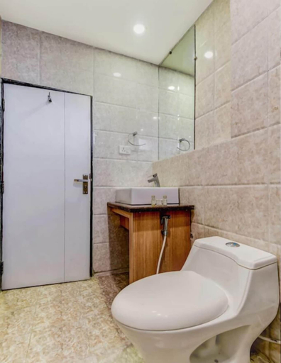 Bathroom 4, Hotel Balaji Central, Ratlam