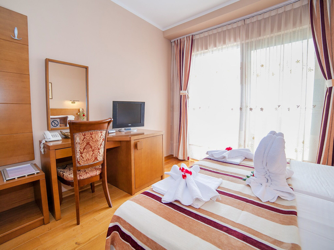 Bedroom 2, Hotel Petrovac