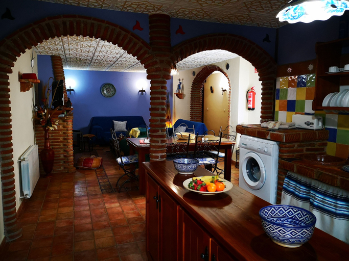 Food & Drinks 5, Apartamentos La Suerte, Jaén