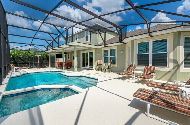 Sport & Beauty 5, 337 Belfry, Polk