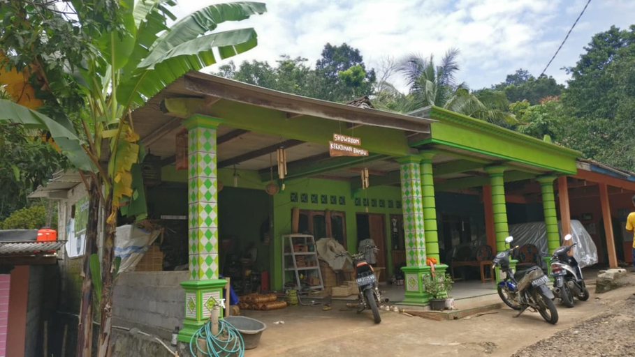 Exterior & Views 2, Klakat Bambu Homestay - Hostel, Bantul