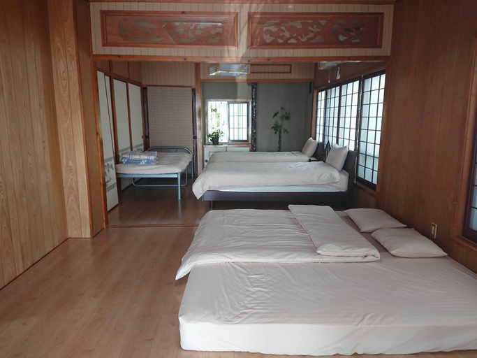 Bedroom 5, Unjunuya, Kadena