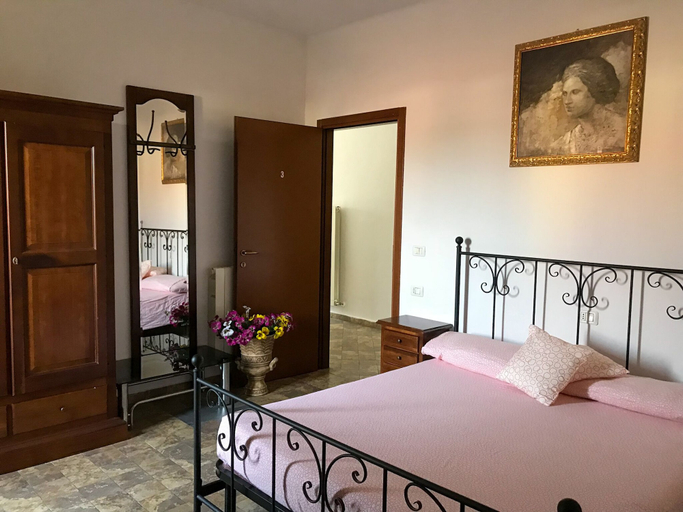 Bedroom 2, Locanda Al Cavaliere, Bologna
