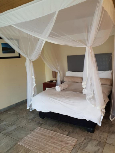 Bedroom 2, Tiffany s Canyon lodge, Kafue