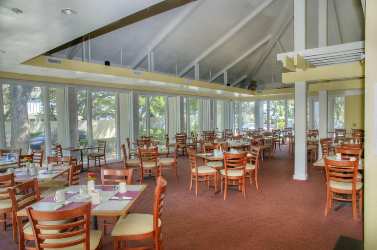 Food & Drinks 4, Ocean Creek Resort by Palmetto Vacations, Horry
