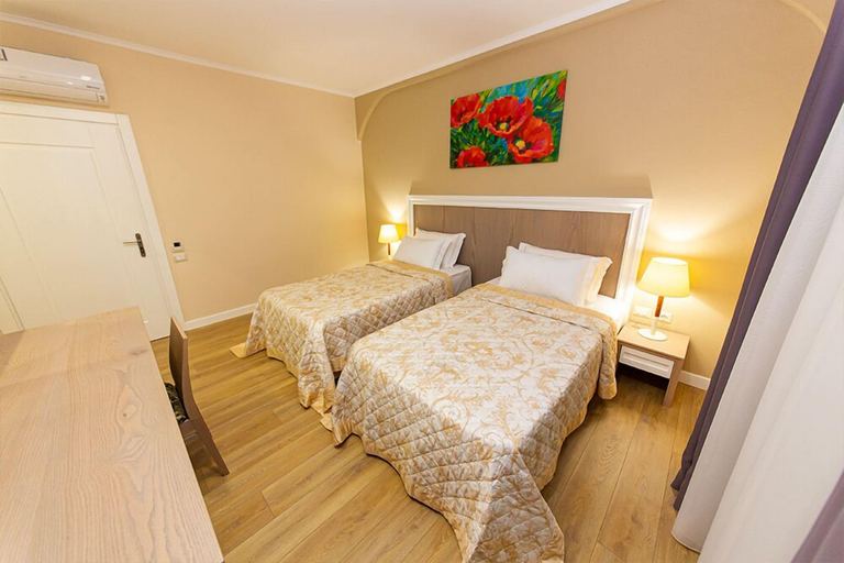 Bedroom 2, FM Hotel 02 Tirana, Tiranës