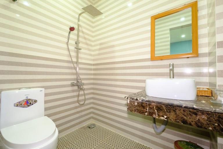 Bathroom 4, BlueSea Hotel, Qui Nhơn
