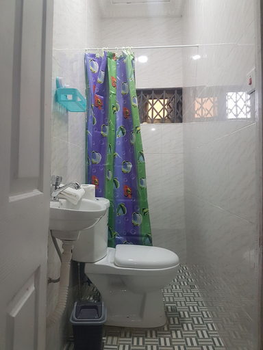 Bathroom 3, Private Executive Apartments, Accra