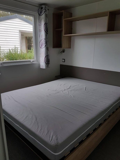 Bedroom 3, Camping la Comtesse, Landes