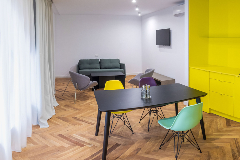 Others 5, Blend City Center, Municipiul Bucuresti