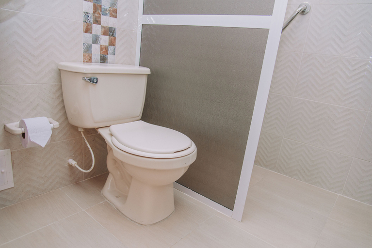 Bathroom 3, Hotel Colon Rodadero, Santa Marta (Dist. Esp.)