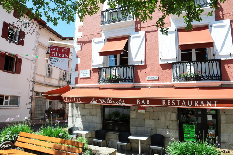 Exterior & Views 2, Hotel Les Tilleuls, Pyrénées-Atlantiques
