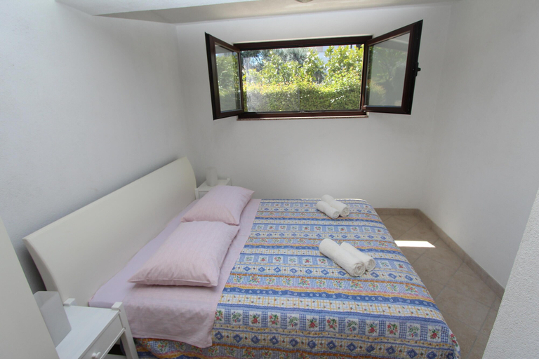 Bedroom 2, Apartments Rozi, Rovinj