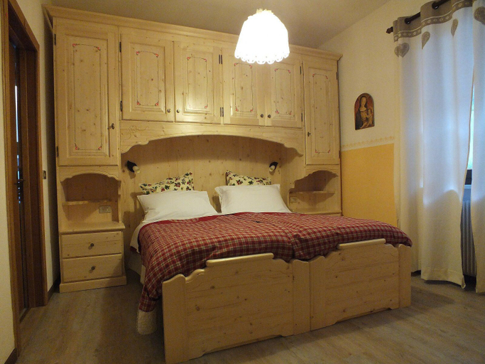 Bedroom 3, Albergo Garni Defrancesco, Trento