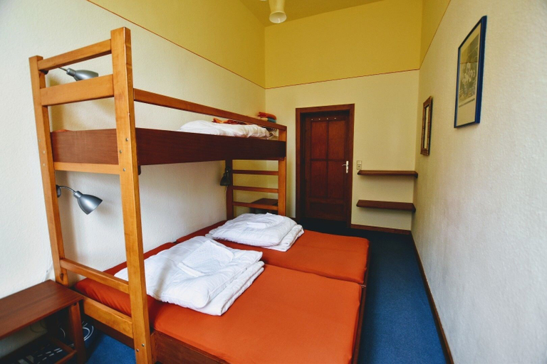 Bedroom 4, Herberge Orange - Hostel, Meißen