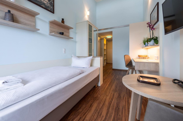 Bedroom 22