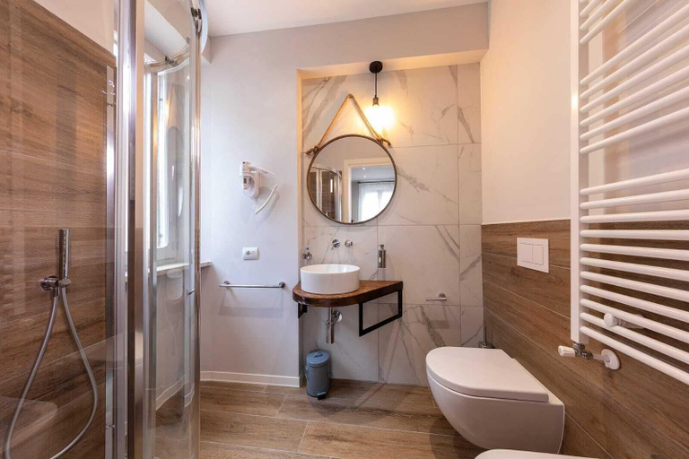Bathroom 4, Affittacamere I Canneggiatori, Siena