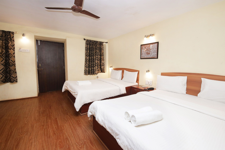 Bedroom 3, Westend Hotel, Raigarh