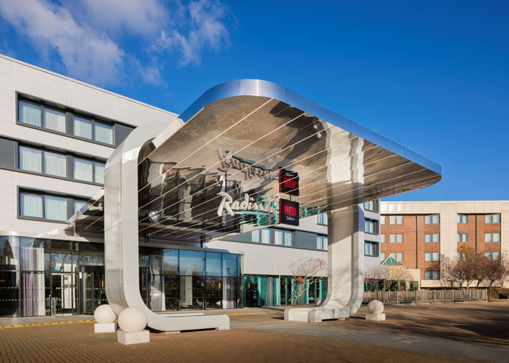 Exterior & Views 2, Radisson Hotel & Conference Centre London Heathrow, London