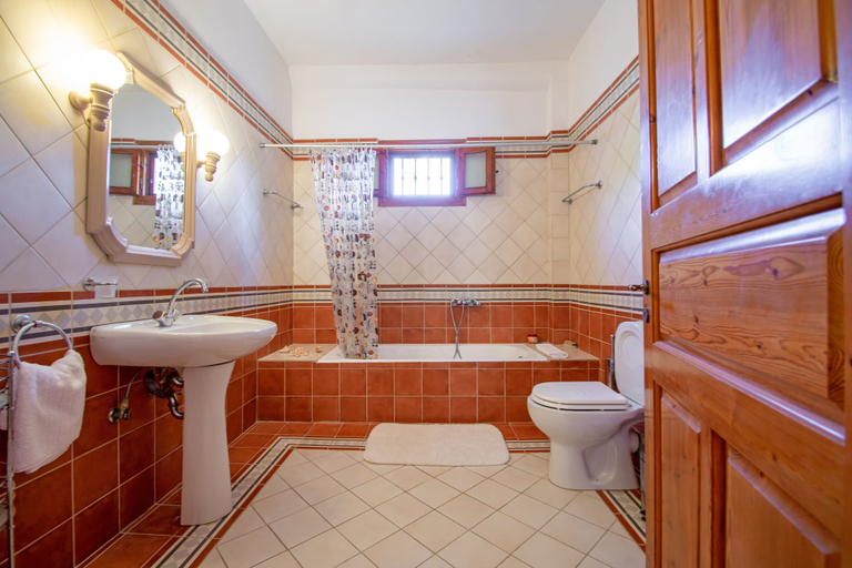Bathroom 4, Doliva Estate, Ionian Islands