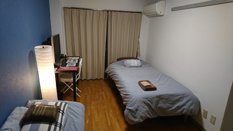 Bedroom 4, Uzumasa 206, Kyoto