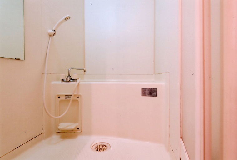 Bathroom 3, Sakura Sands Hotel, Osaka