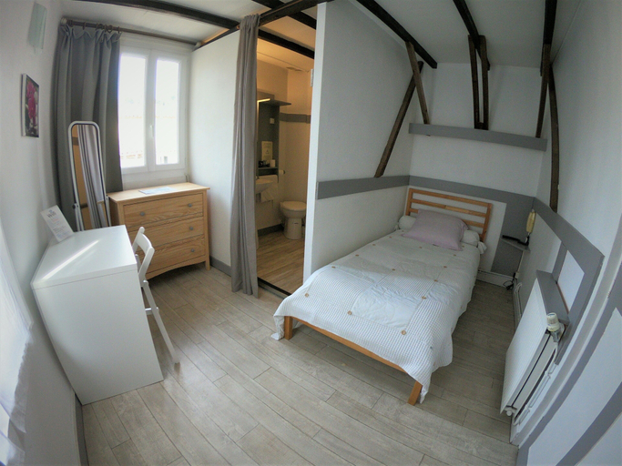 Bedroom 4, Hôtel Restaurant le Palais, Vaucluse