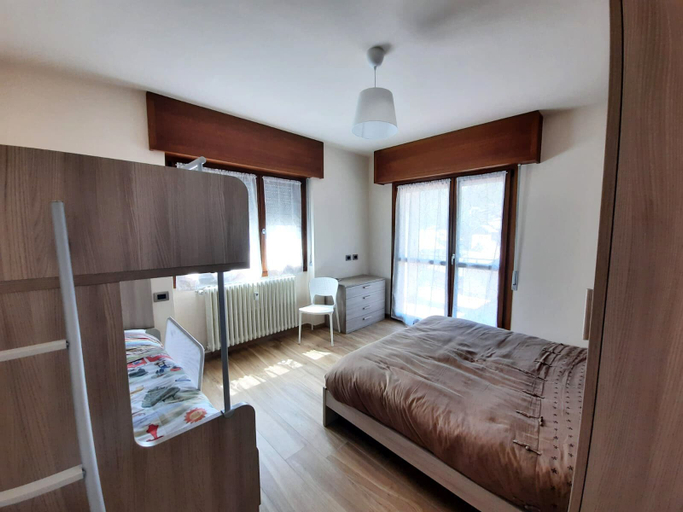 Bedroom 3, Europa Master Guest apartment, Sondrio