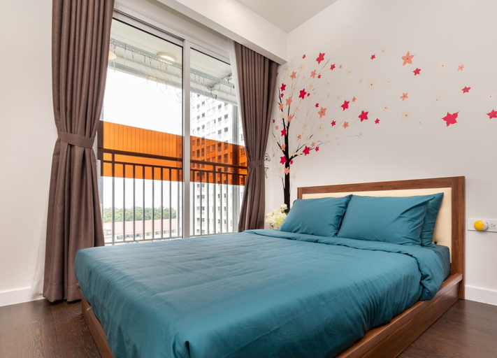 Bedroom 4, 21st Century Symphony, Tân Bình
