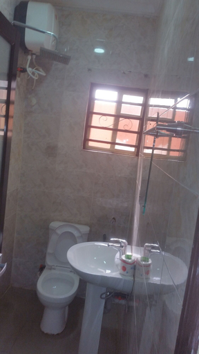 Bathroom 3, Allan Keri Hotel And Suites, Ikpoba-Okha