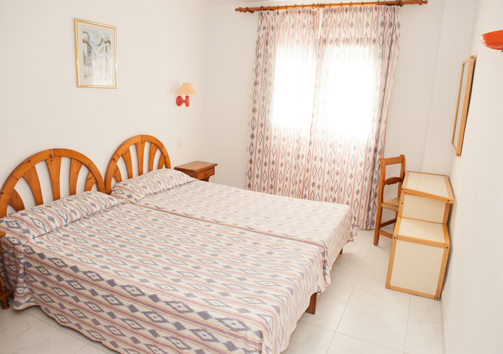 Bedroom 4, Apartamentos Sol Romántica by DOT Suites, Baleares