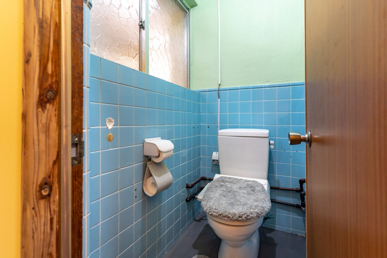 Bathroom 4, Uruma Hotel, Uruma